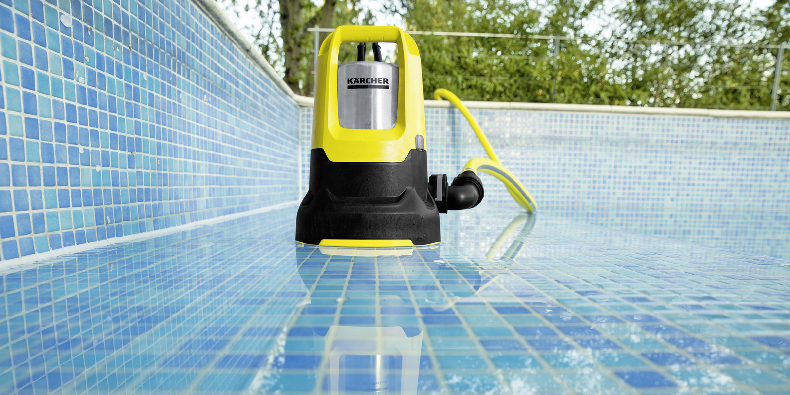 Submersible pumps: draining clear water Submersible pumps: draining clear water