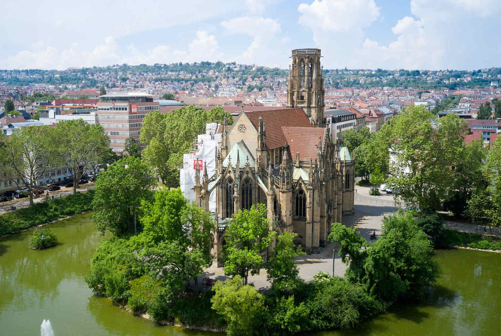Kärcher cleans St. John's church in Stuttgart Kärcher cleans St. John's church in Stuttgart