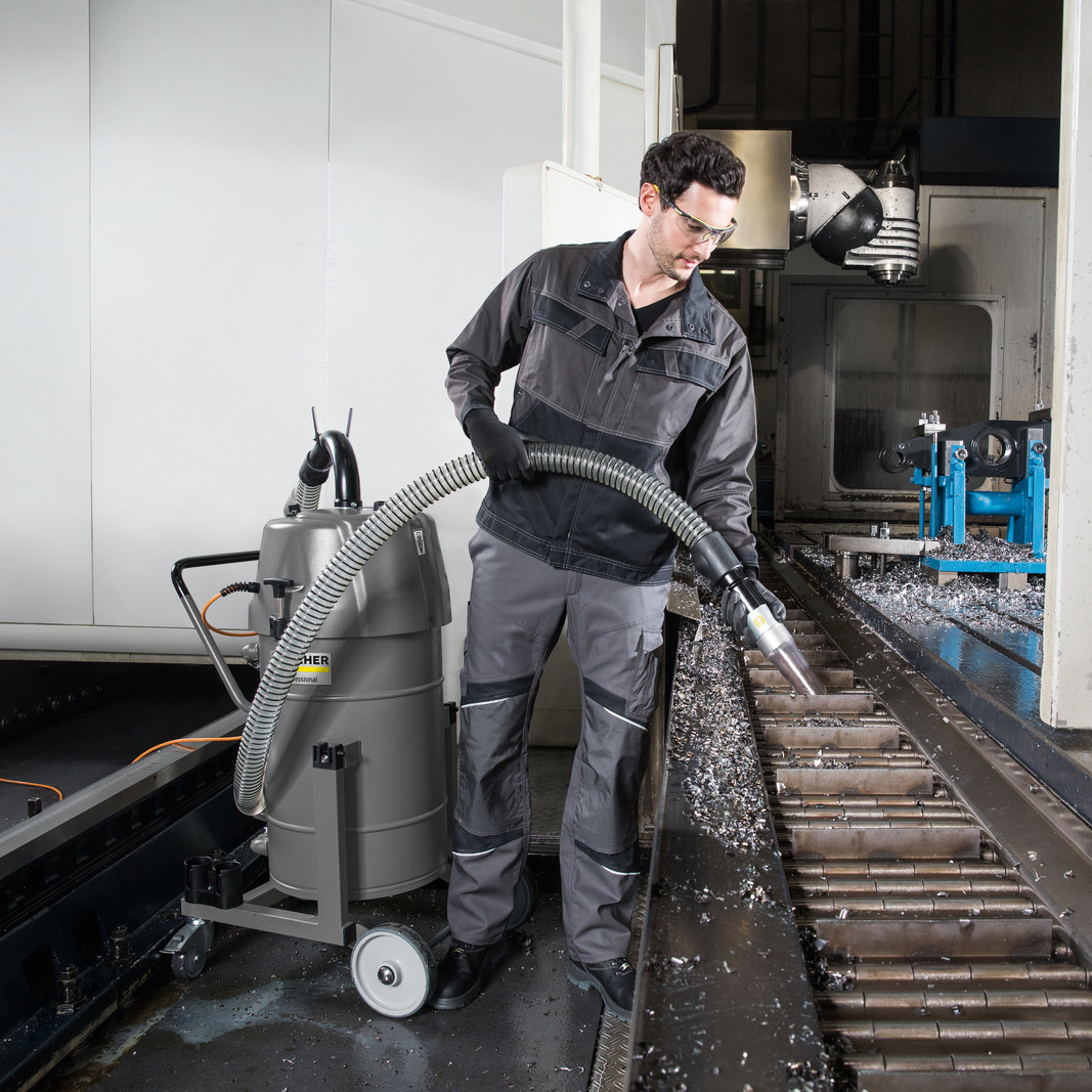 KÄRCHER INDUSTRIAL VACUUMS FOR LIQUIDS/SWARF KÄRCHER INDUSTRIAL VACUUMS FOR LIQUIDS/SWARF